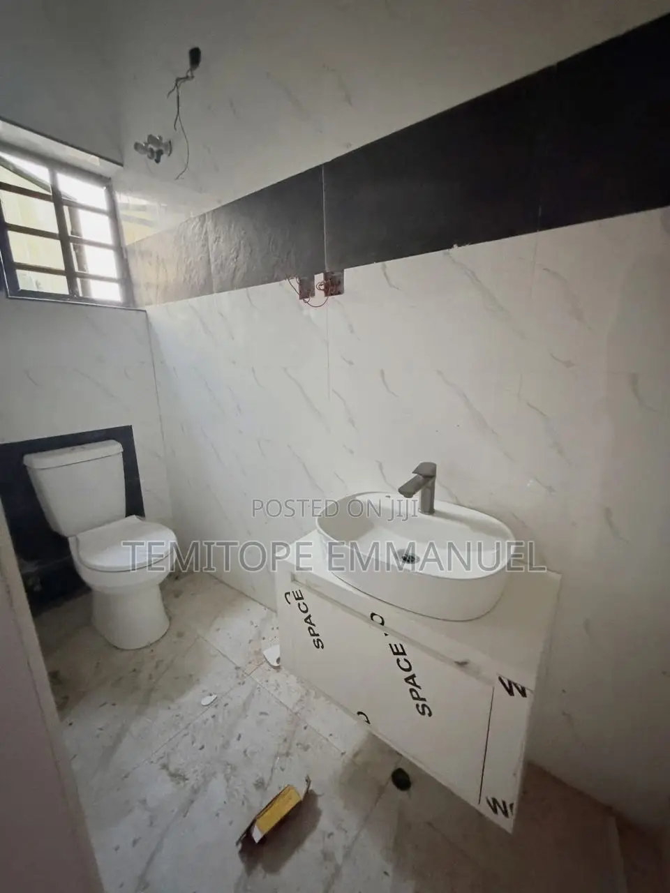 Furnished 4bdrm Duplex in Estate Mongoro for sale