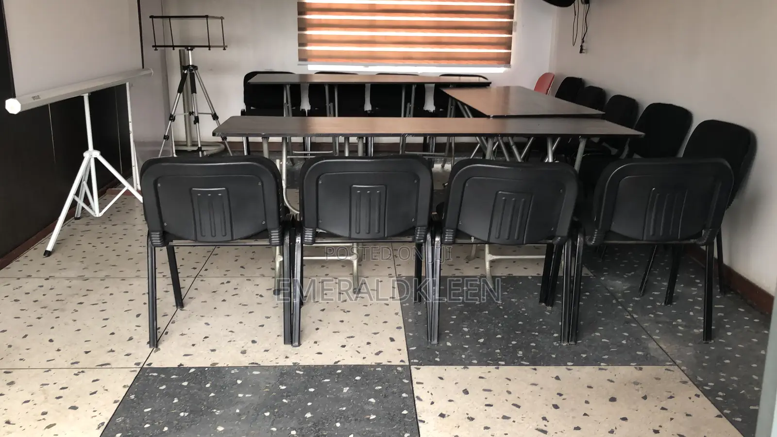 Coworking Space, Office Space and Workstation
