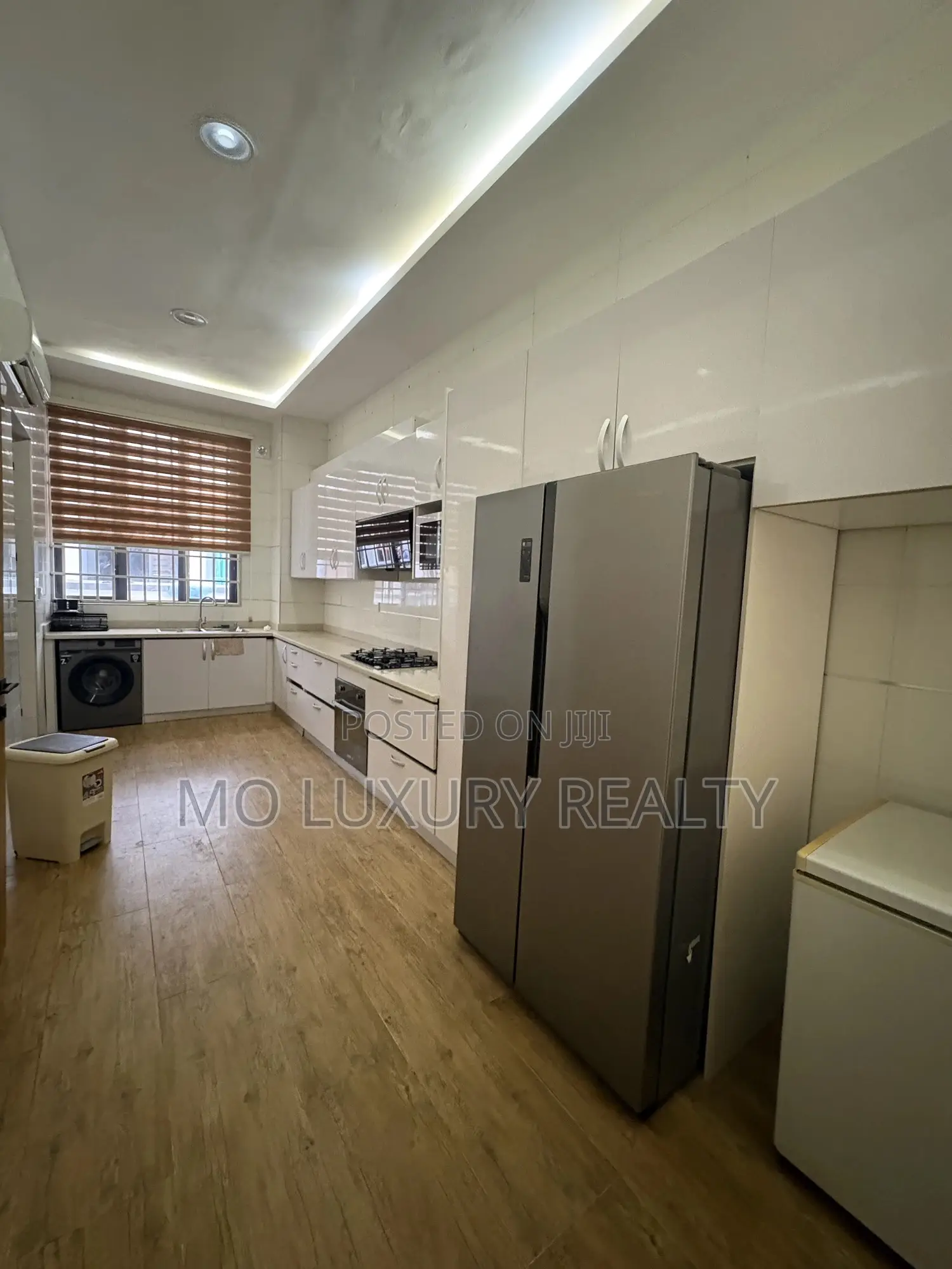 Furnished 3bdrm Townhouse / Terrace in Periwinkle Estate, Lekki Phase 1