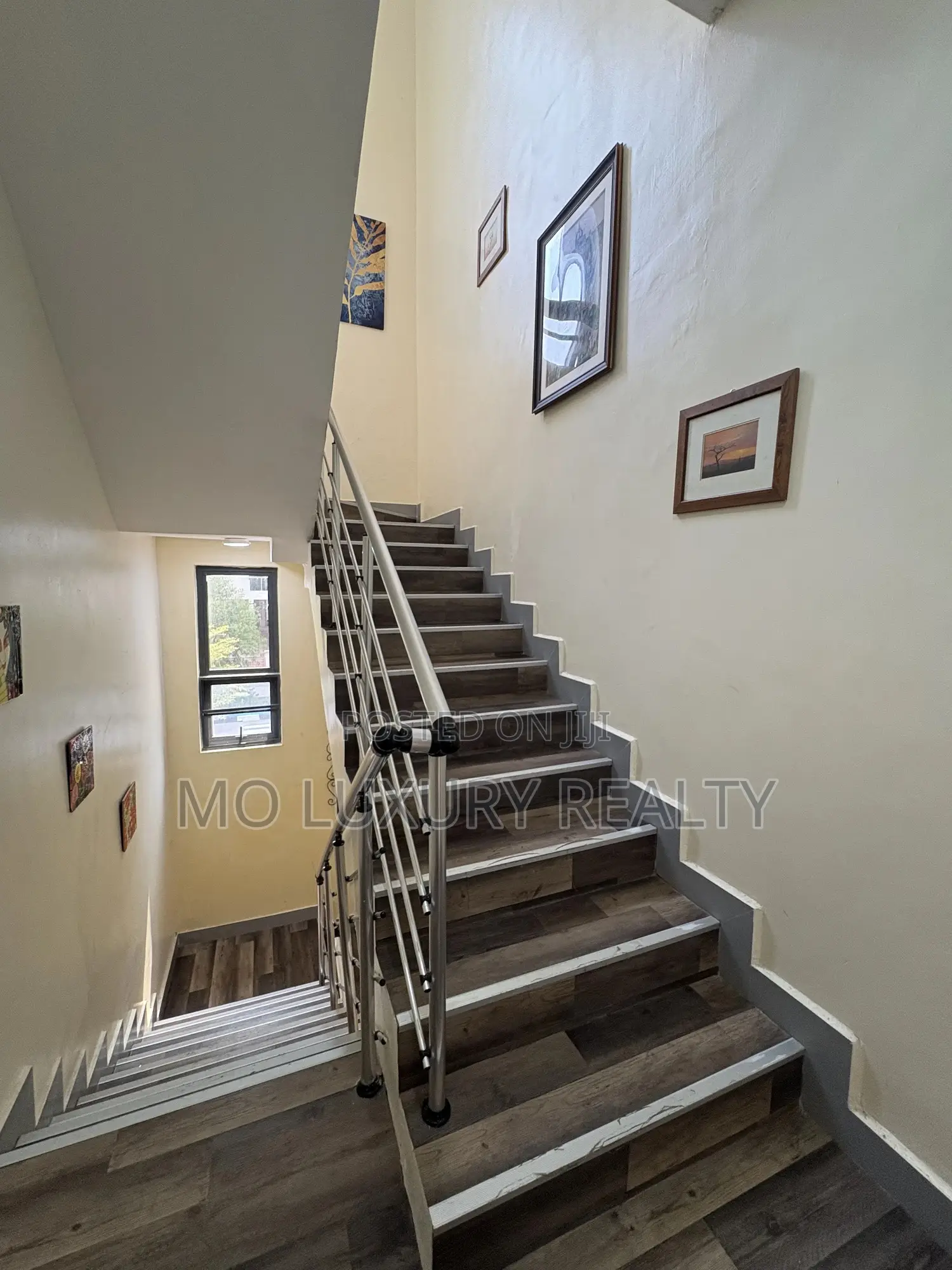 Furnished 3bdrm Townhouse / Terrace in Periwinkle Estate, Lekki Phase 1