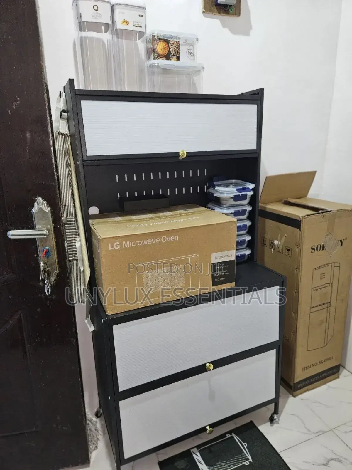 Multifuctional Kitchen Storage Cabinet