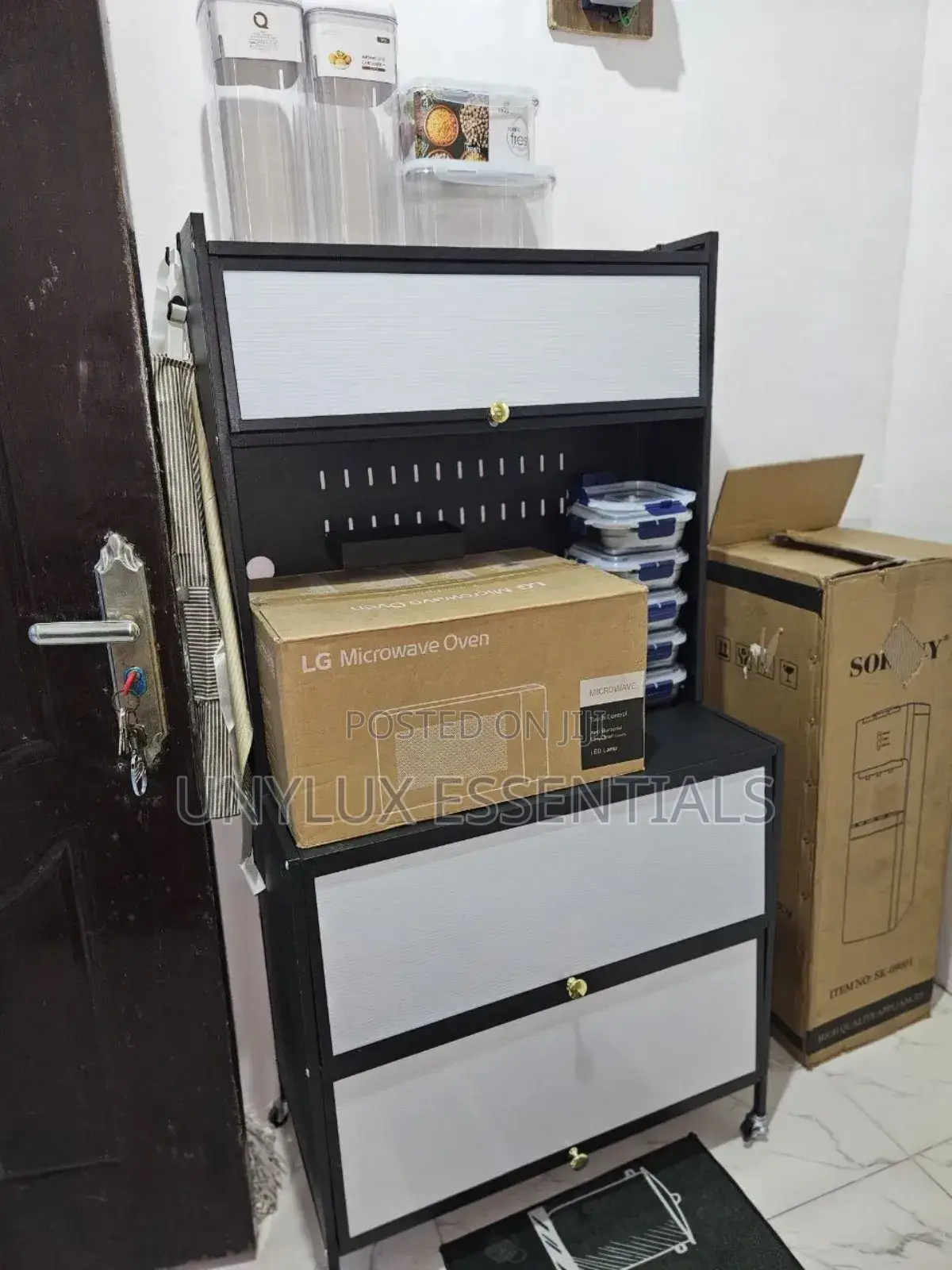 Multifuctional Kitchen Storage Cabinet