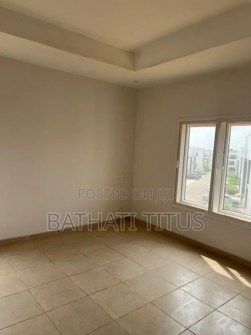 3bdrm Block of Flats in Life Camp for rent