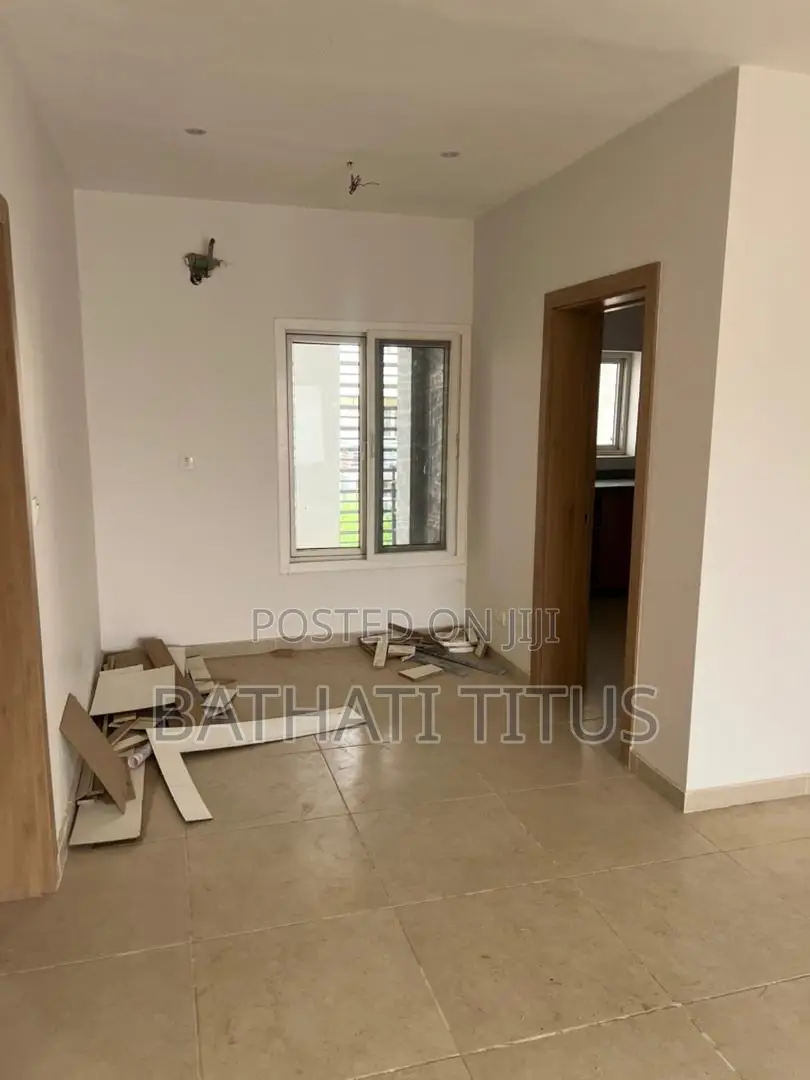 3bdrm Block of Flats in Life Camp for rent