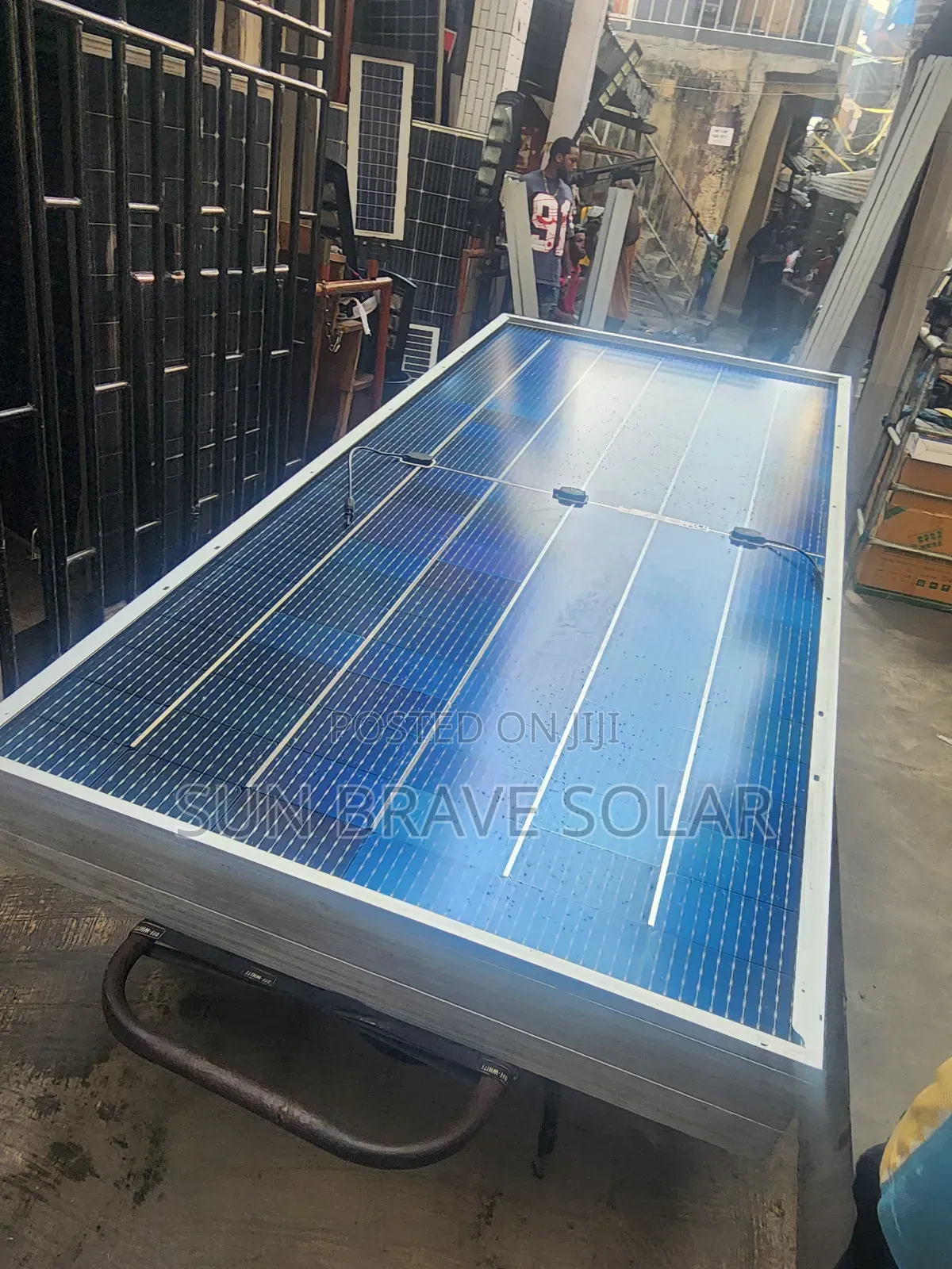 750w Jinko Mono Solar Panels Available