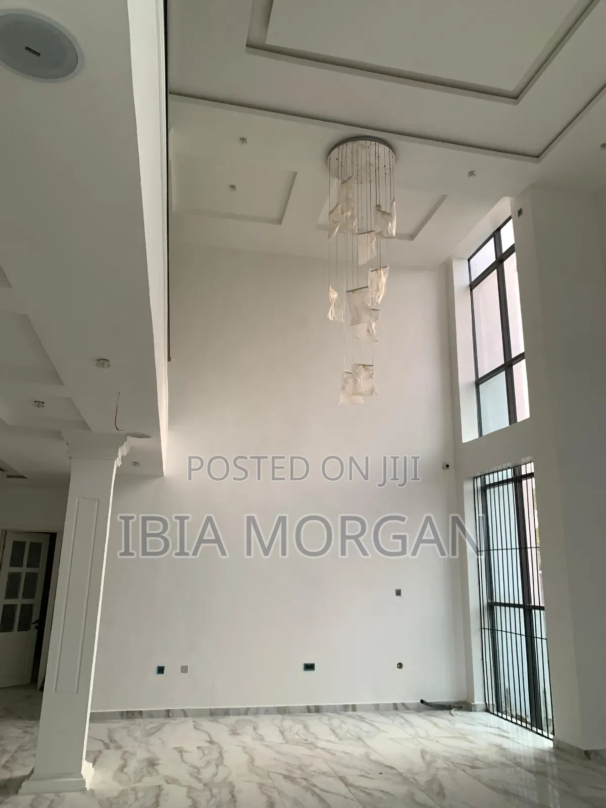 6bdrm Duplex in Shelter Afrique, Uyo for sale