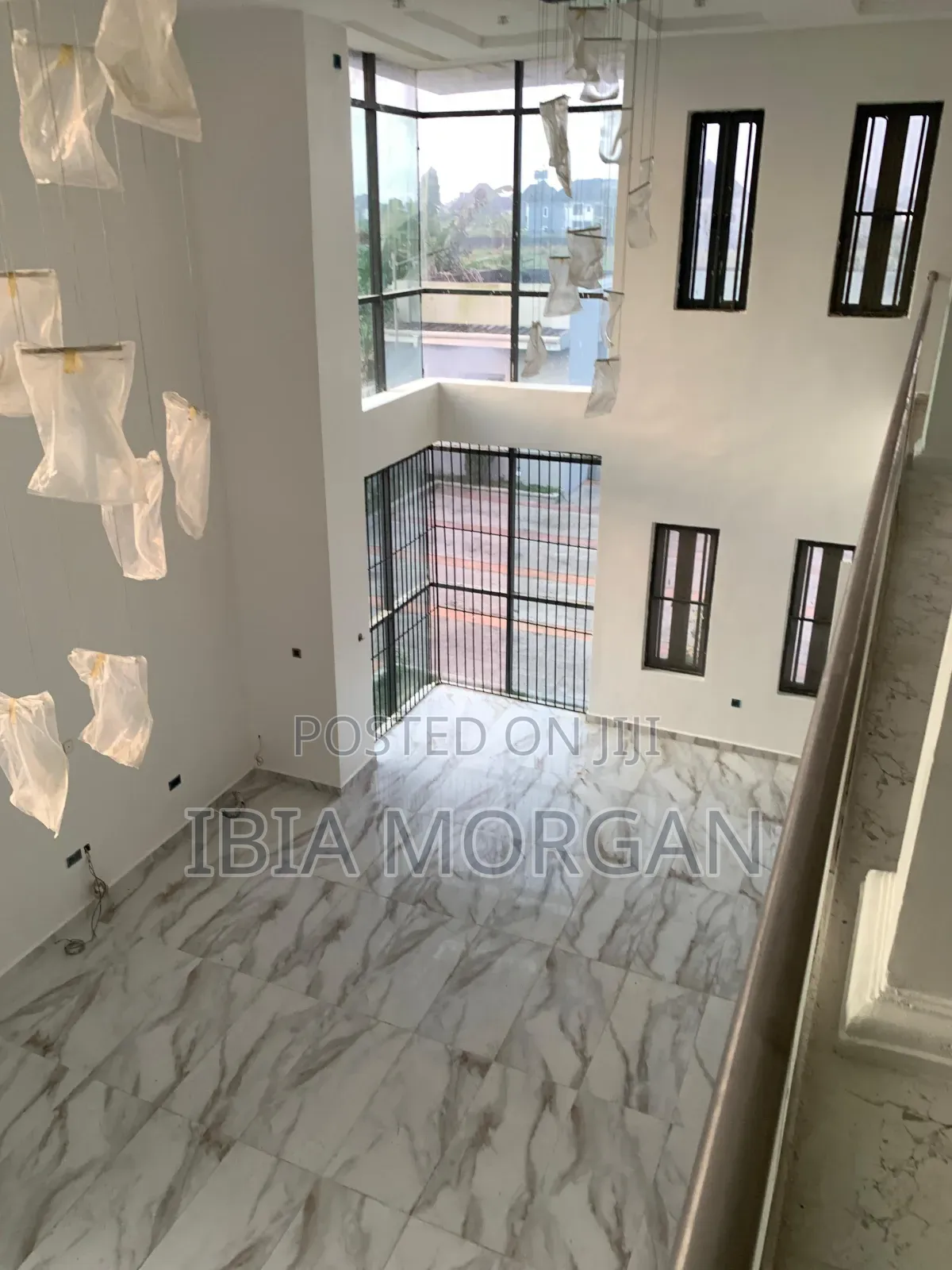 6bdrm Duplex in Shelter Afrique, Uyo for sale