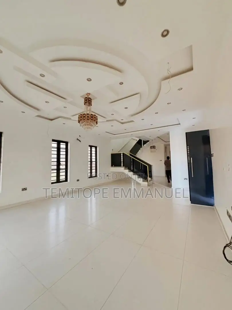 Furnished 4bdrm Duplex in Magodo Phase 2 for sale