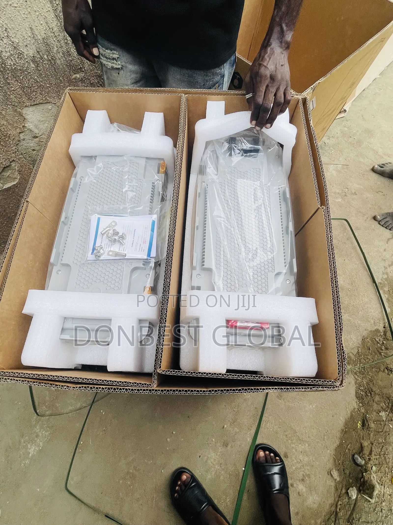Original 15kwh Blue Carbon Lithium Ion Batteries Available