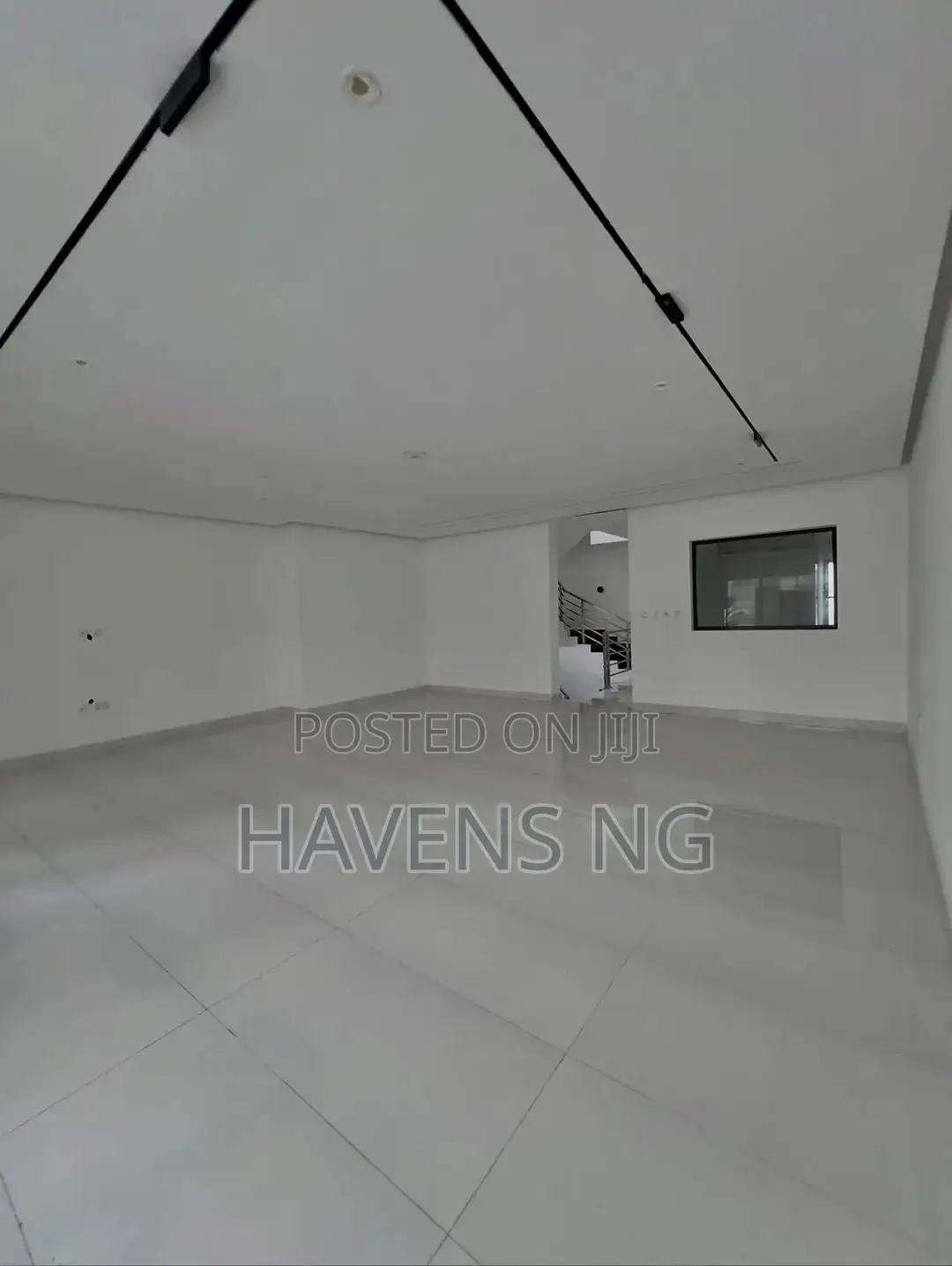 4bdrm Townhouse/Terrace in Ikate for sale