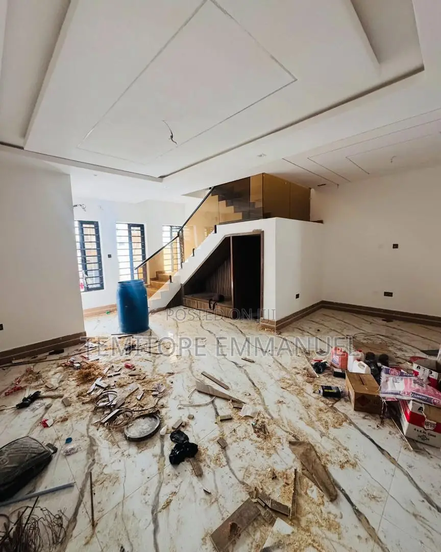 Furnished 3bdrm Duplex in New Oko Oba for sale