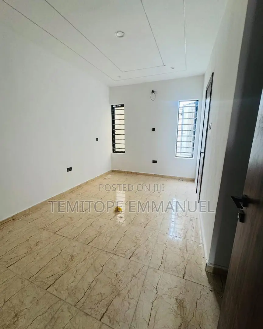 Furnished 3bdrm Duplex in New Oko Oba for sale