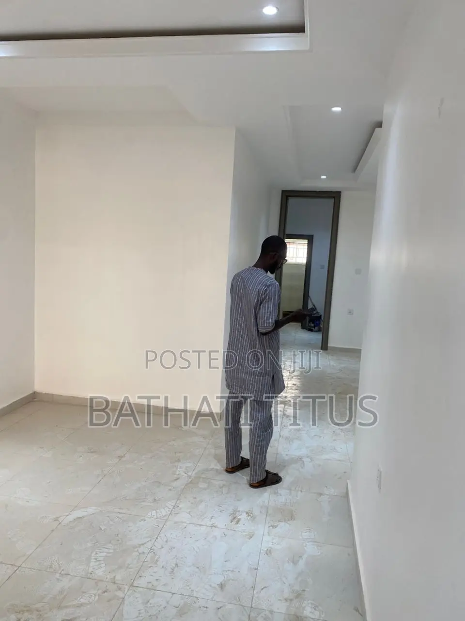 3bdrm Villa in Kaura for rent