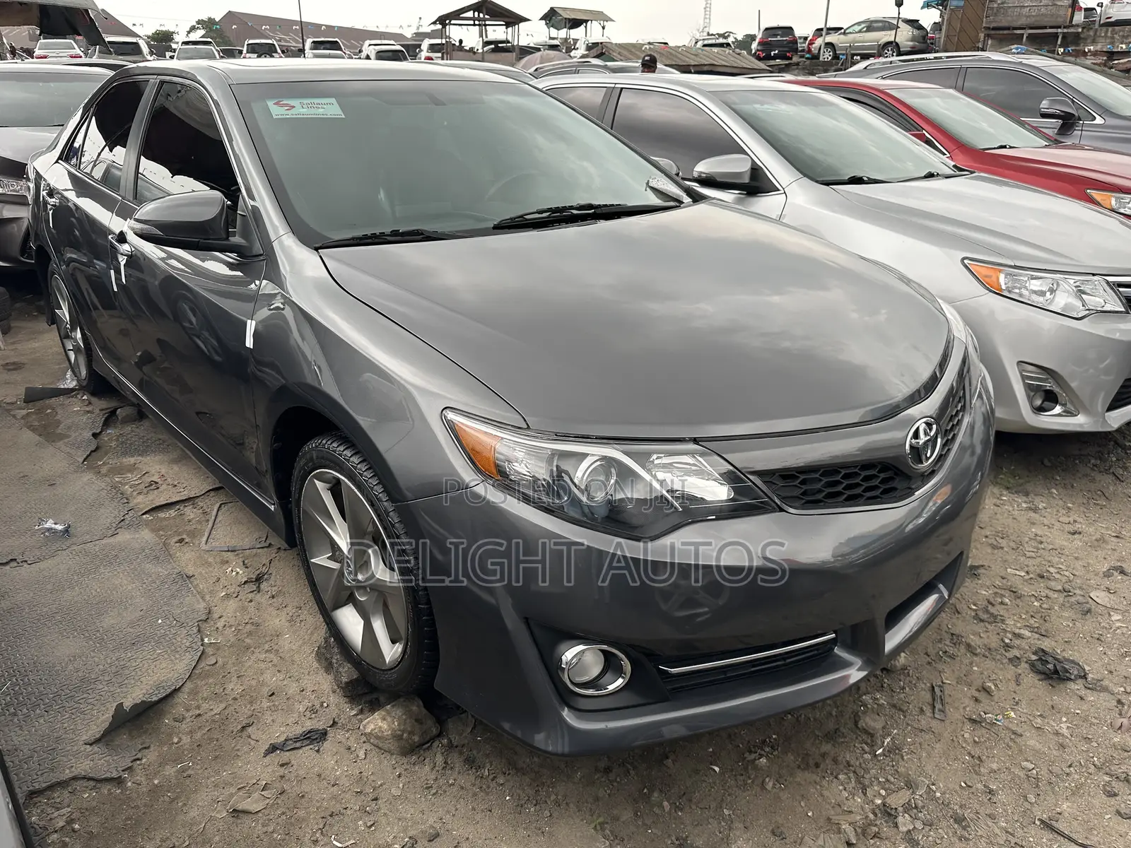 Toyota Camry SE 4dr Sedan (3.5L 6cyl 6A) 2014 Gray