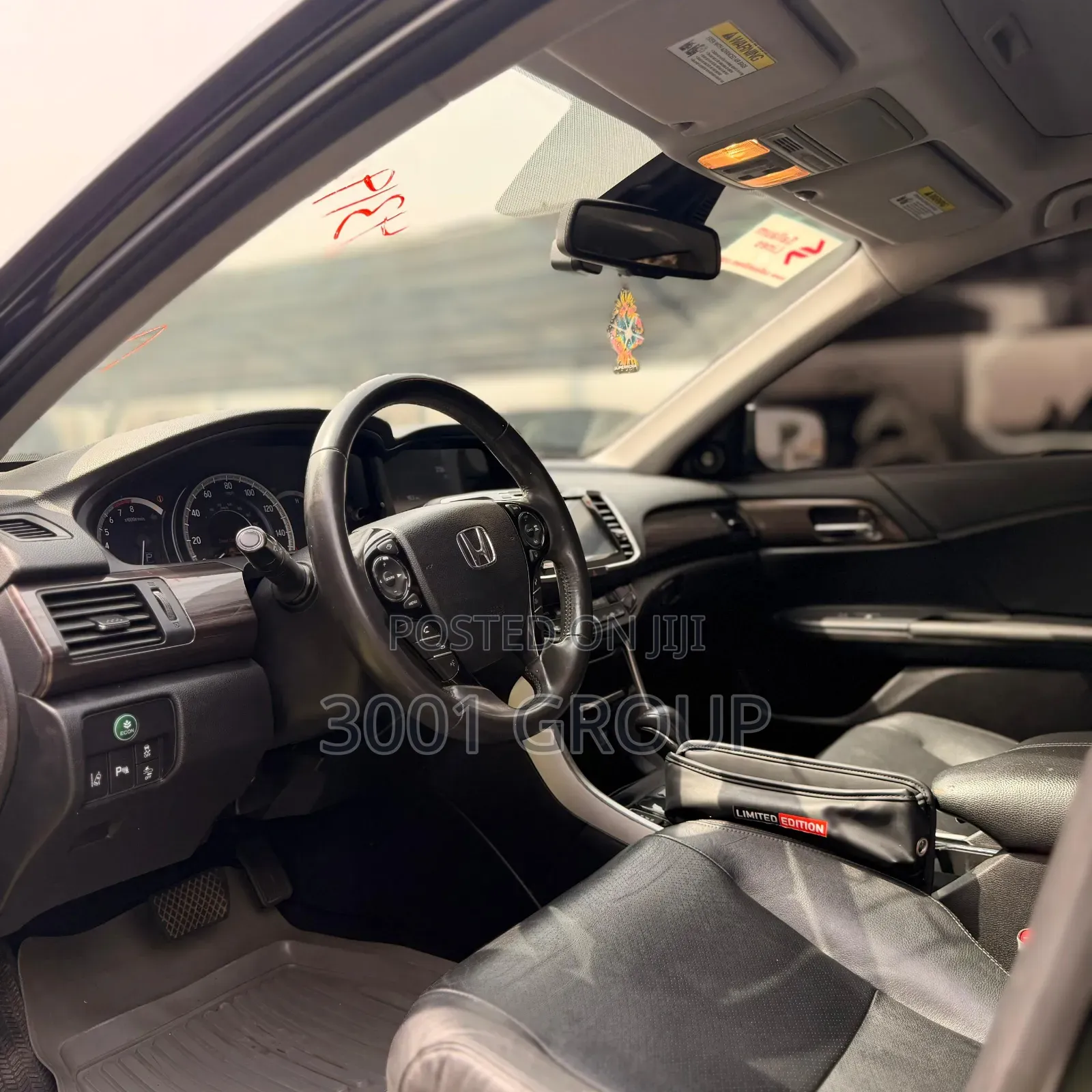 Honda Accord Touring V6 4dr Sedan FWD (3.5L 6cyl 6A) 2017 Black