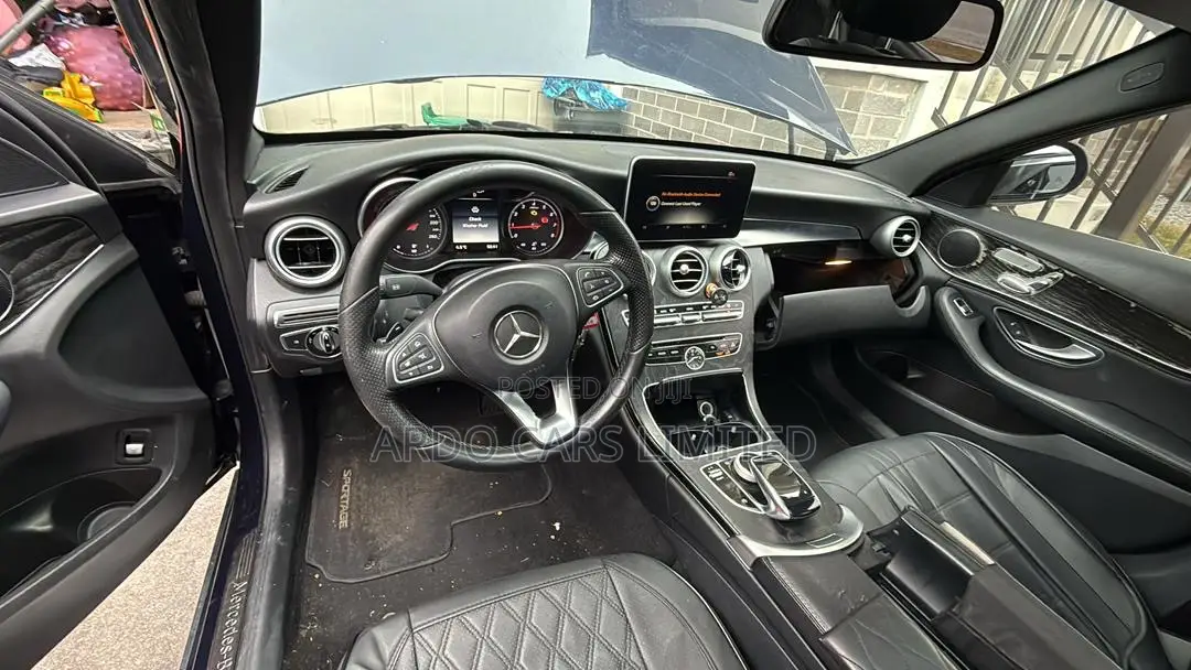 Mercedes-Benz C300 Sport 4Matic Sedan AWD (2.0L 4cyll 7A) 2016 Blue