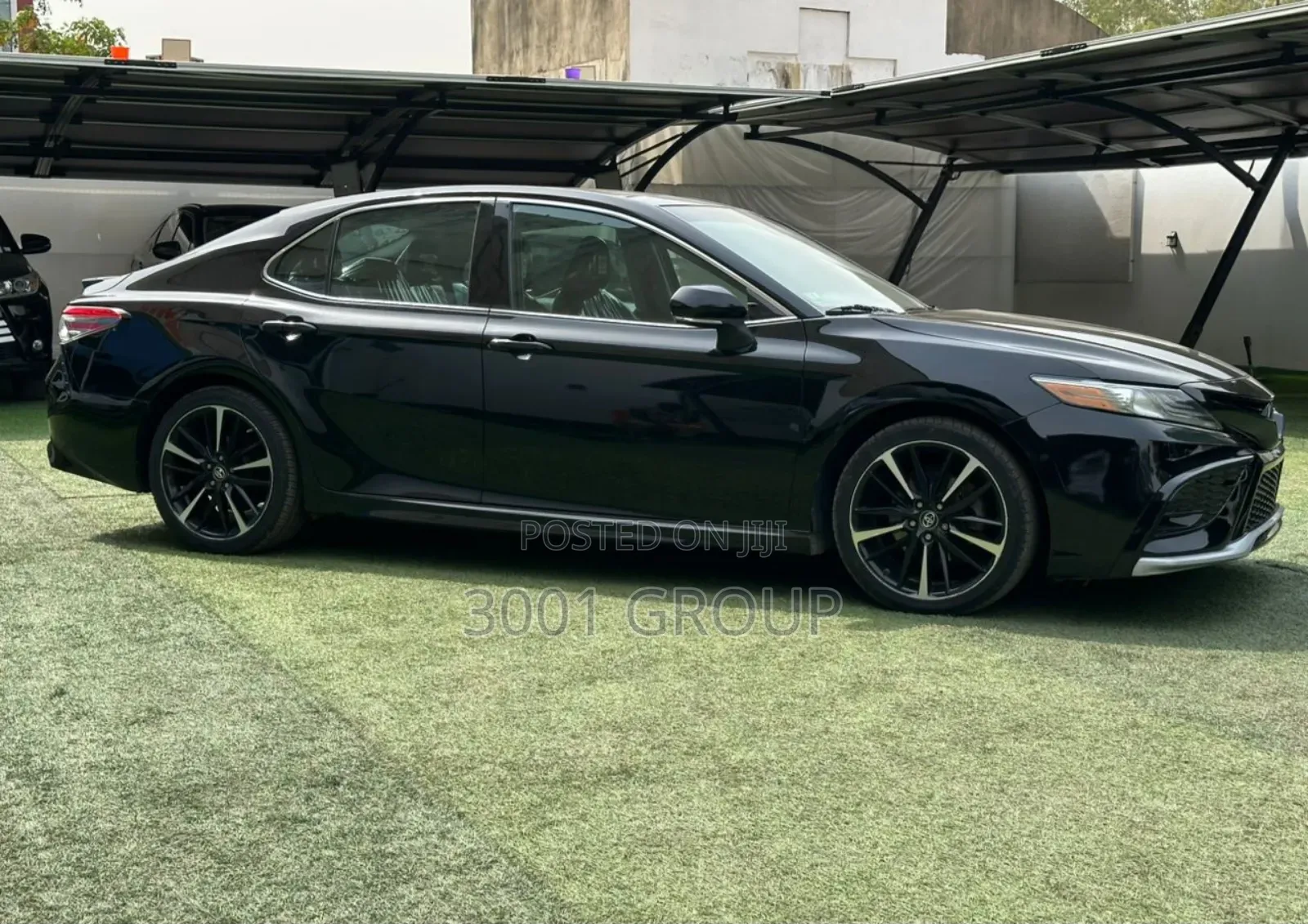 Toyota Camry XLE V6 FWD (3.5L 6cyl 8AM) 2018 Black