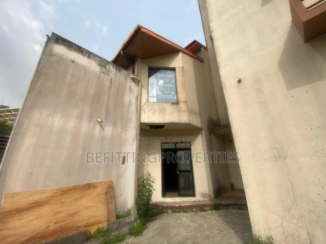 2bdrm Block of Flats in Victoria Island for sale