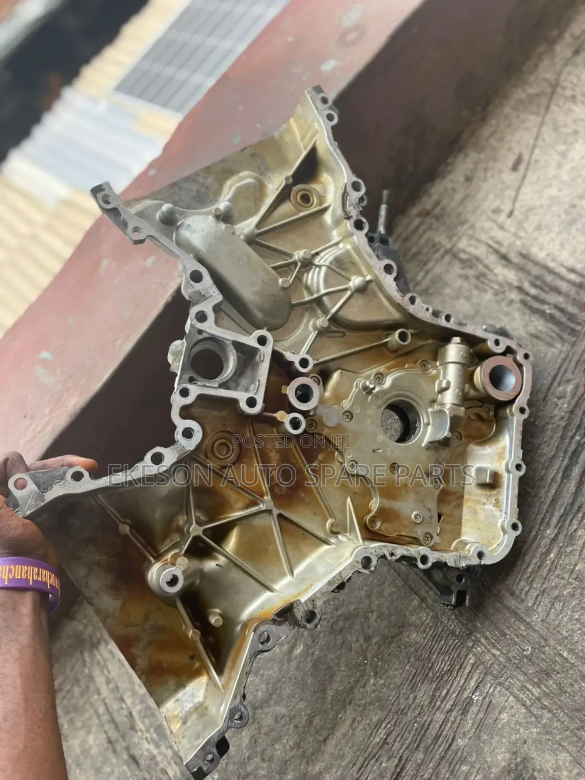 Direct Tokunbo 1ur Oil Pump For Toyota Land Cruiser Tundra Sequoia