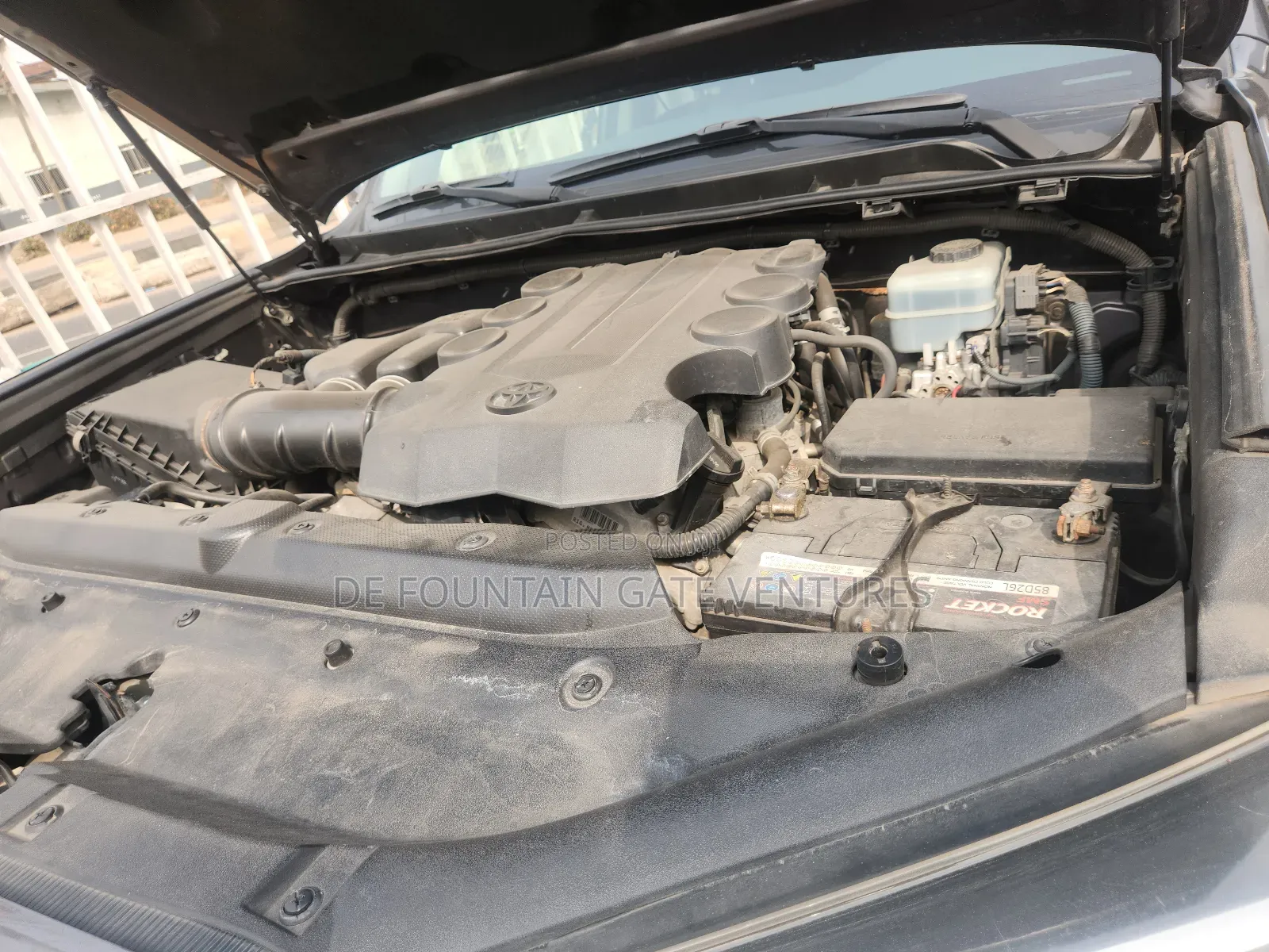 Toyota 4-Runner SR5 4dr SUV 4WD (4.0L 6cyl 5A) 2015 Gray