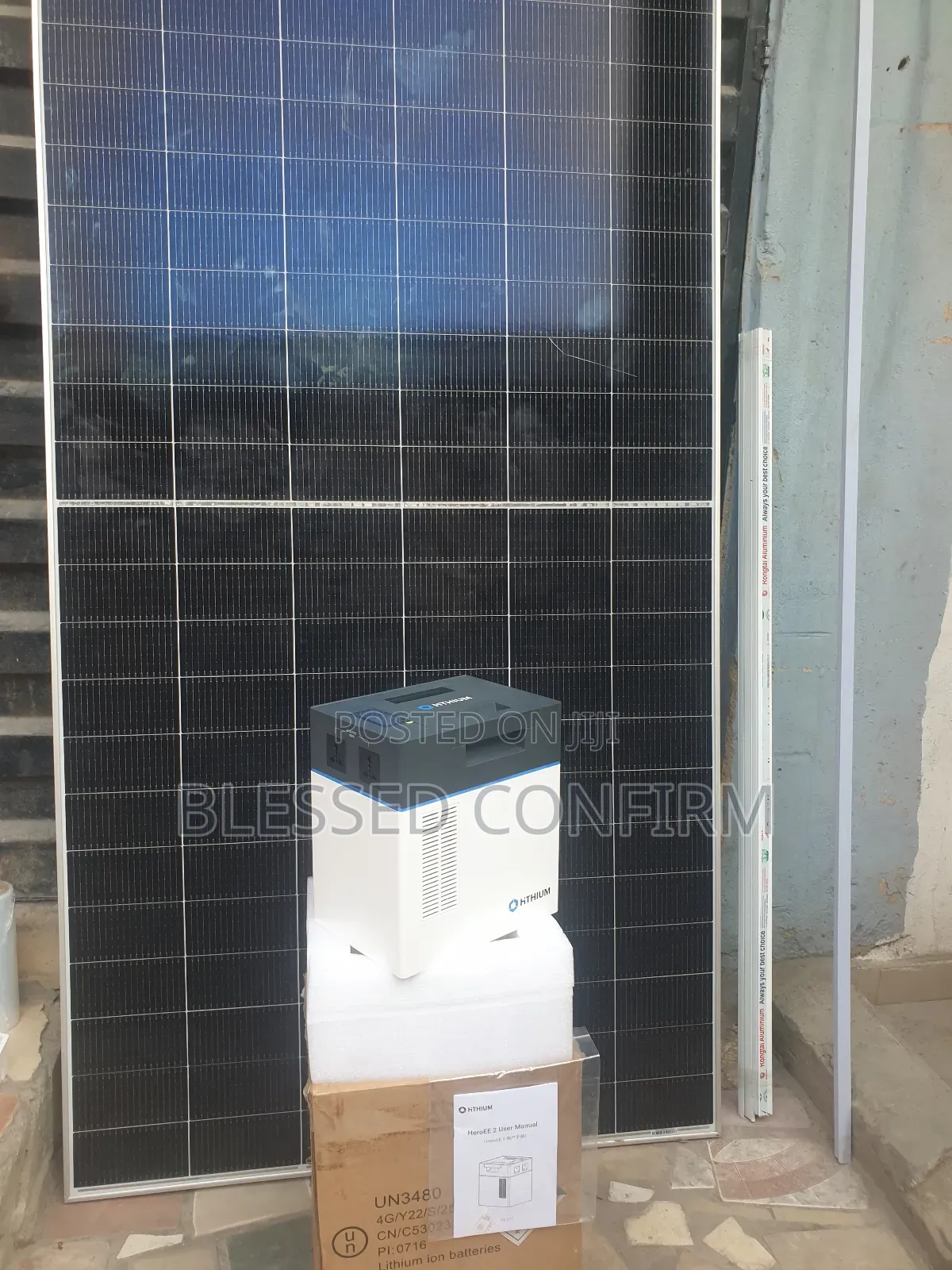 Powerful 2kwh Solar Generator + 1000w Inbiuld Inverter
