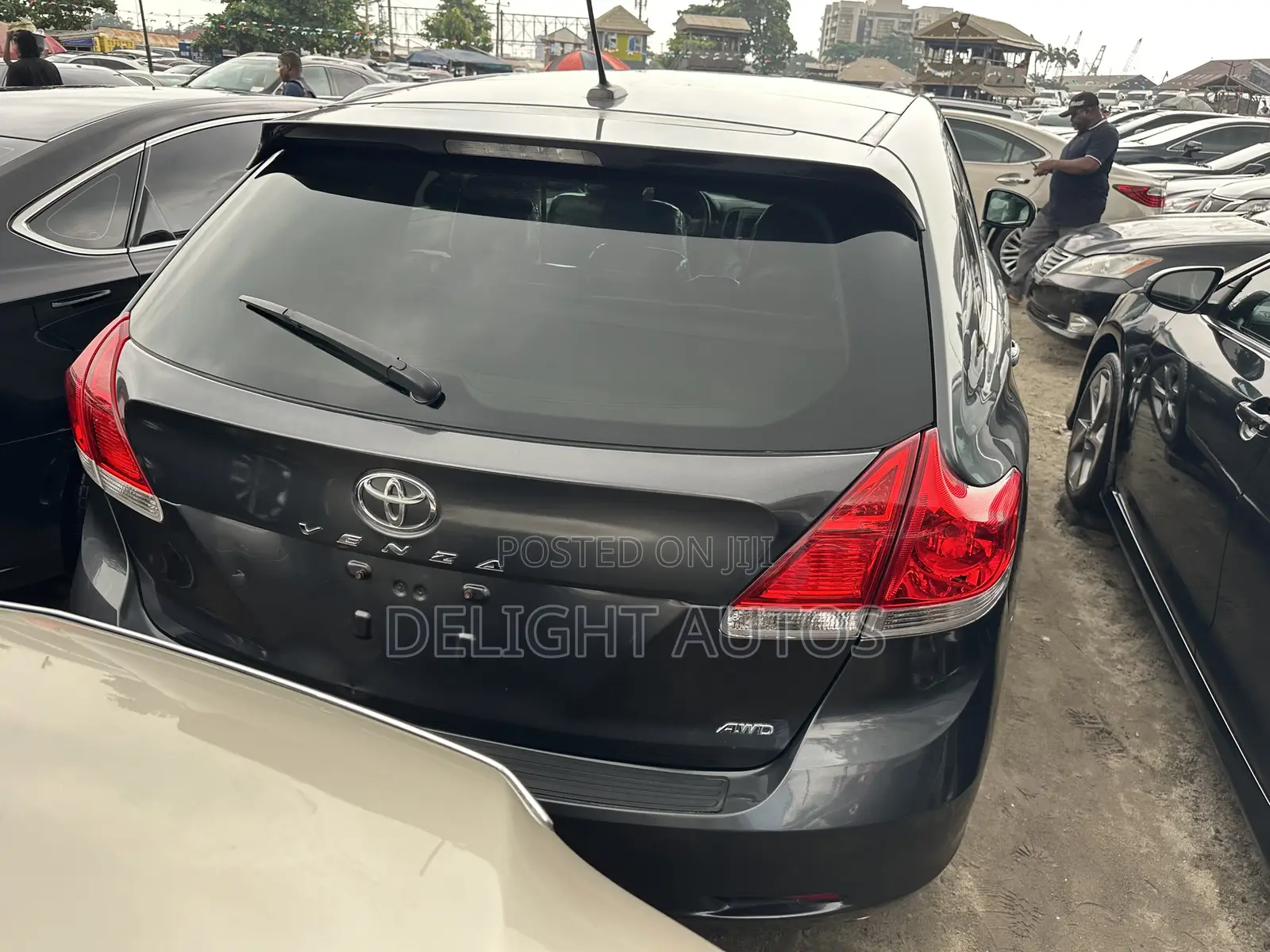 Toyota Venza V6 AWD 2011 Gray