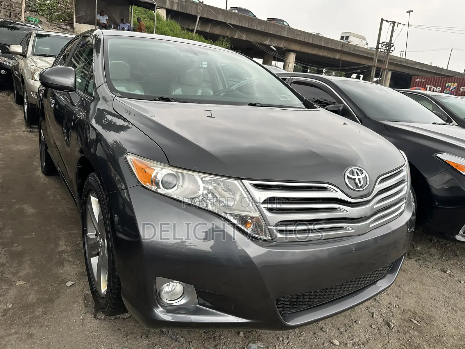 Toyota Venza V6 AWD 2011 Gray