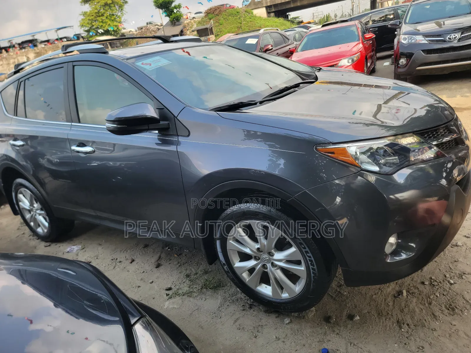 Toyota RAV4 Limited 4dr SUV AWD (2.5L 4cyl 6A) 2015 Gray