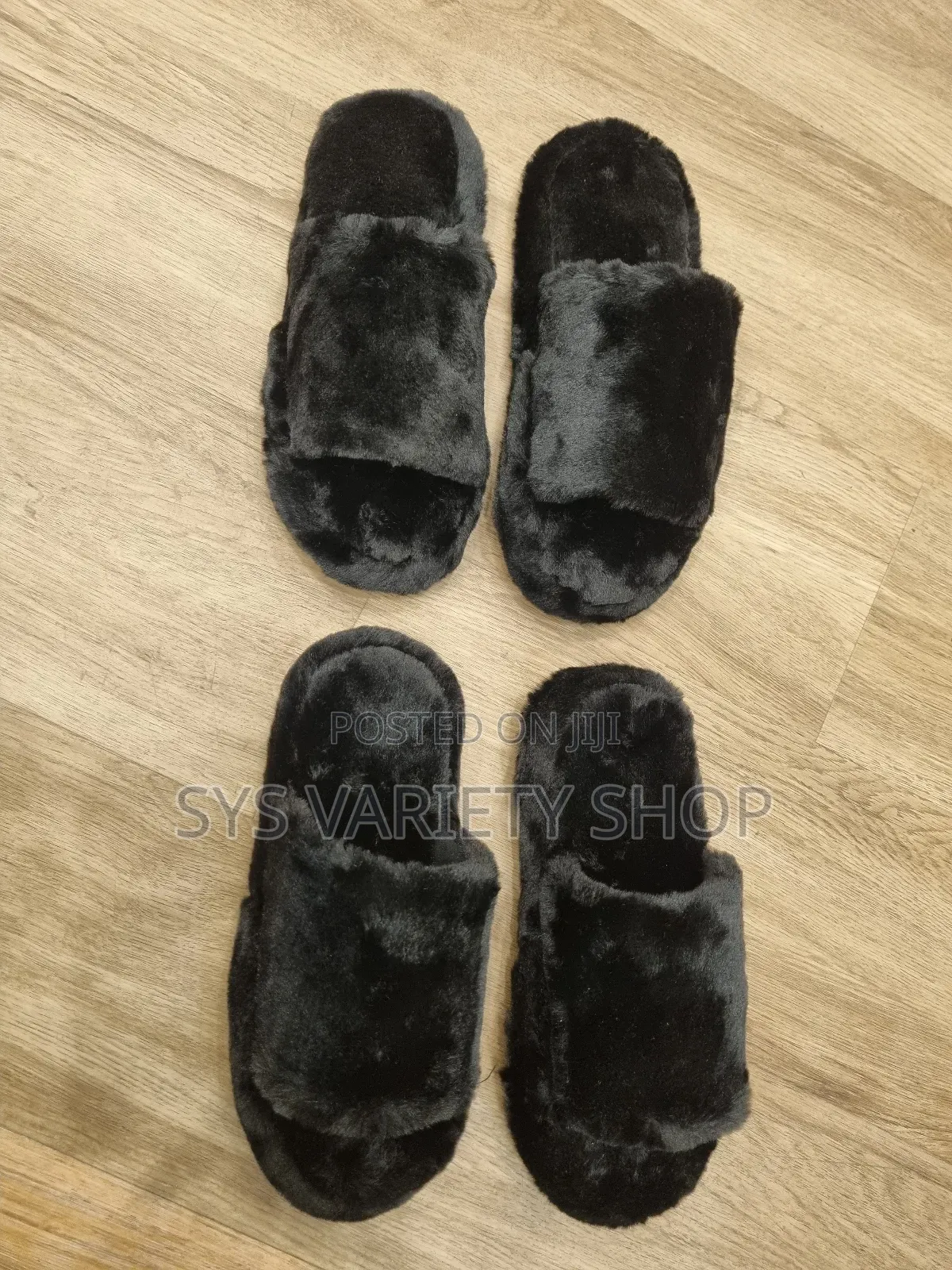 Faux Fur Plush Black Slippers (Fluffy Slippers)