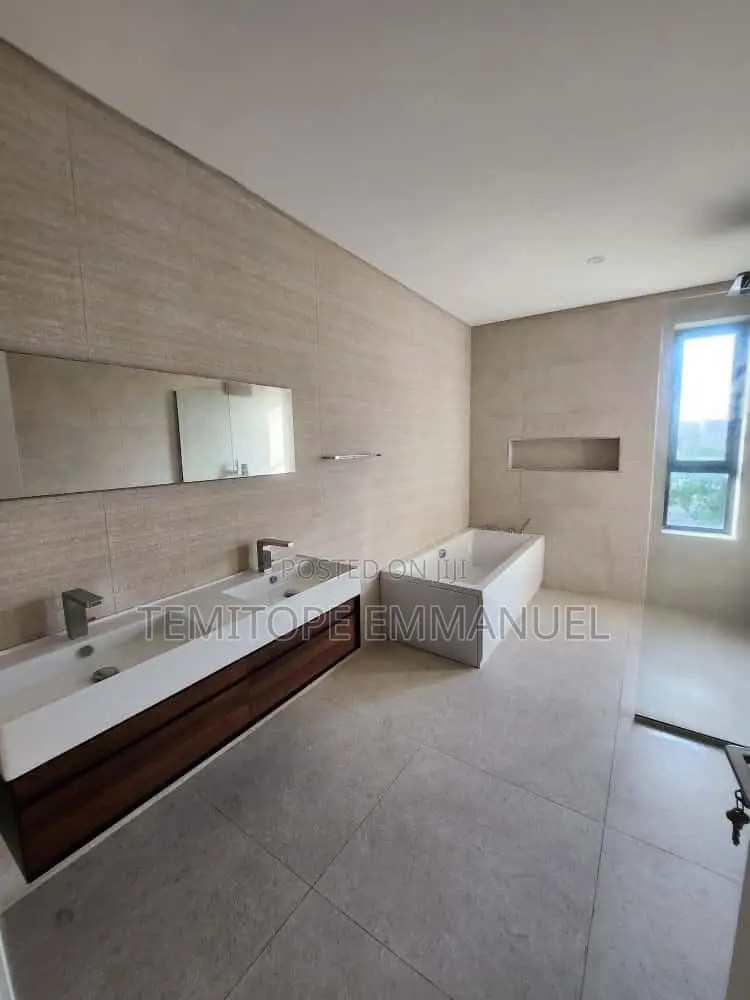 Furnished 5bdrm Duplex in Banana Island Estate for rent