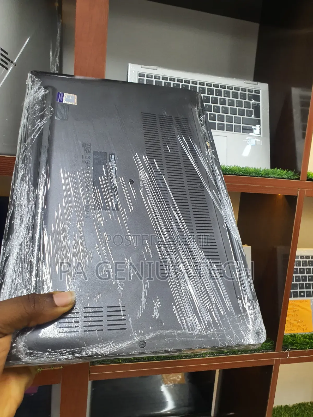 Laptop Dell Latitude 7400 8GB Intel Core i5 SSD 256GB