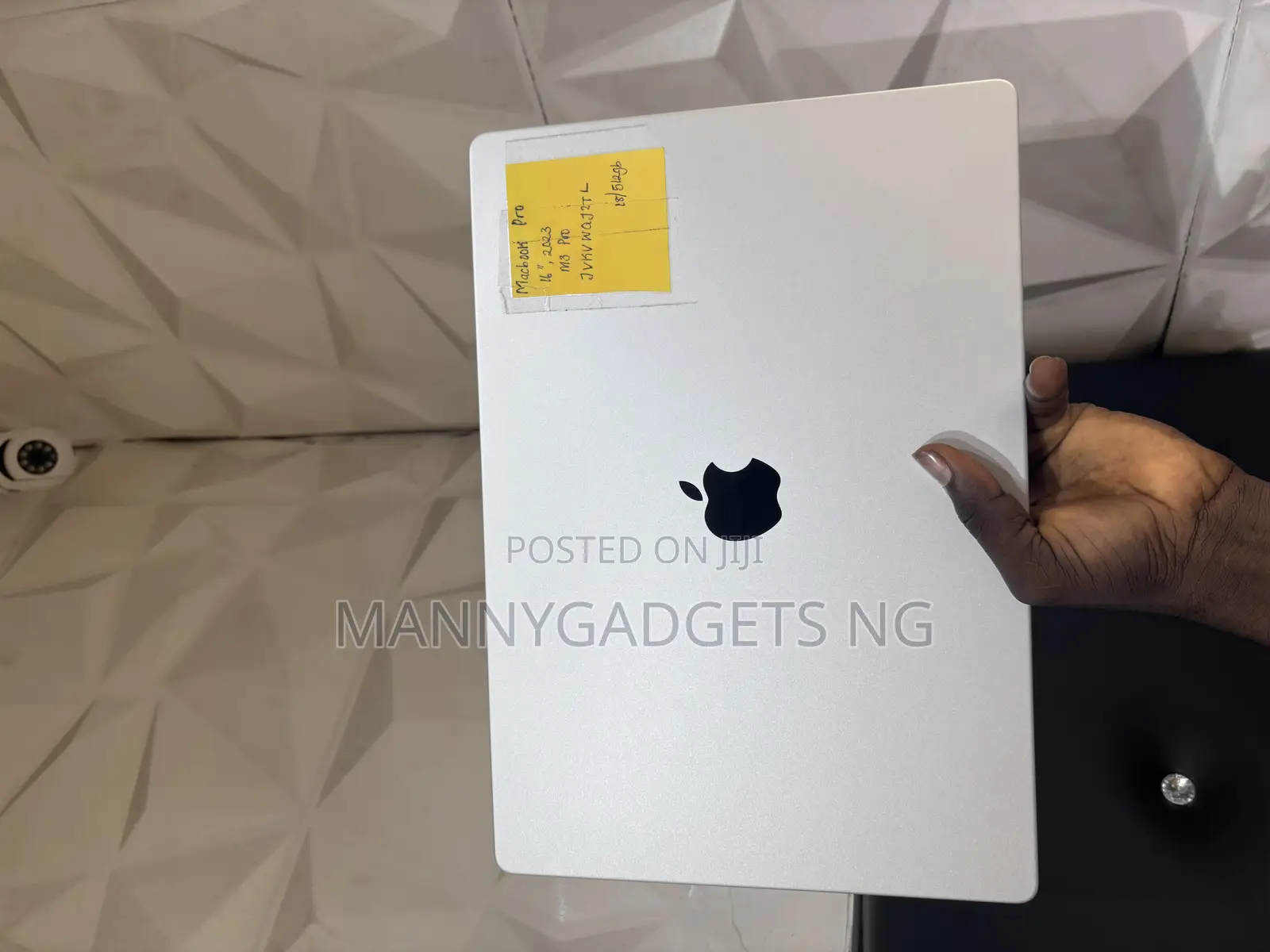 Laptop Apple MacBook Pro 2021 M1 16GB Apple M1 SSD 512GB