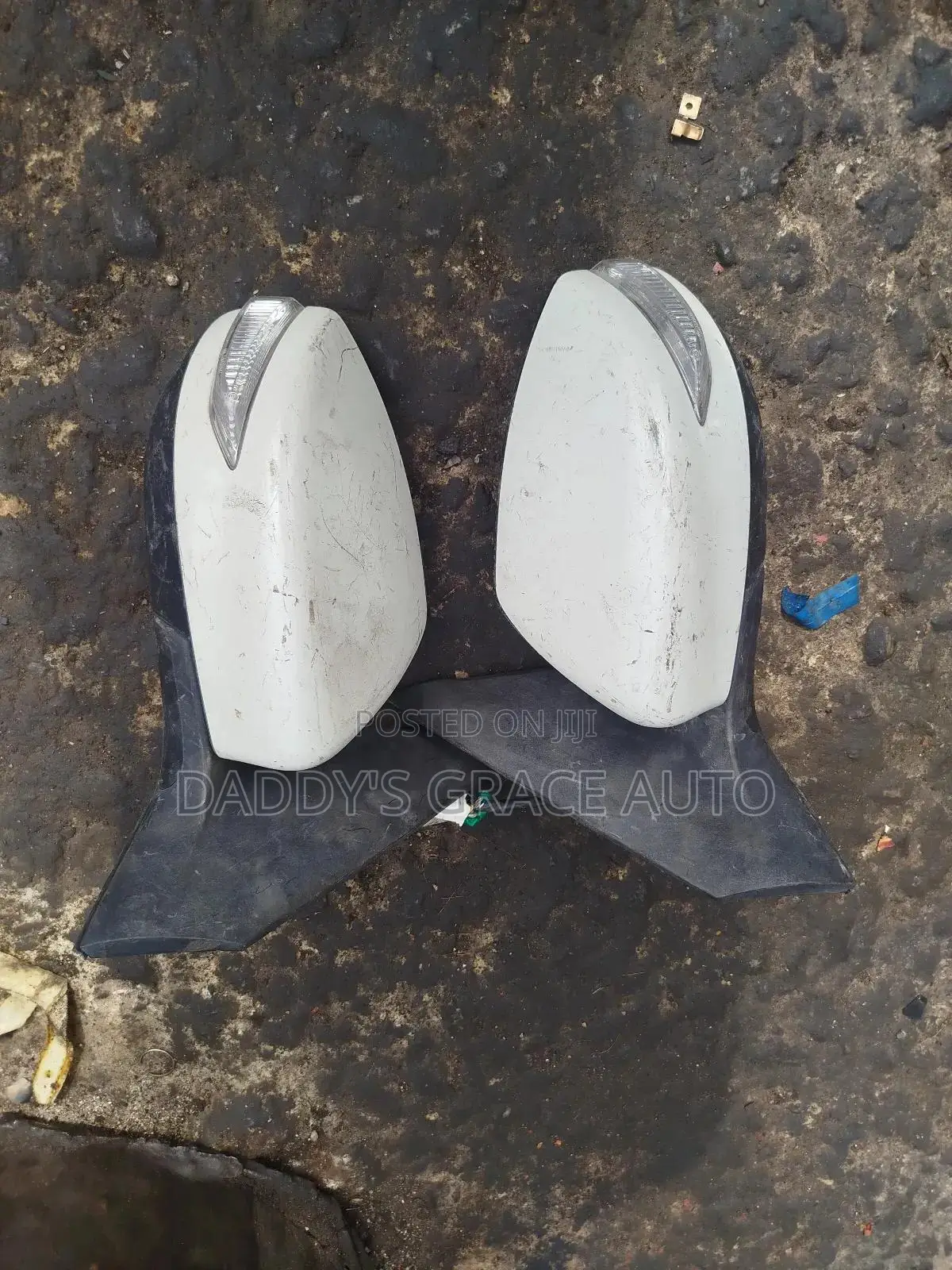 Nissan Sentra 2015-2018 Side Mirrors With Lights