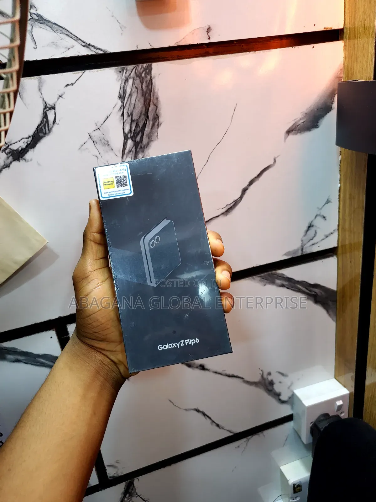 New Samsung Galaxy Z Flip6 512 GB Silver