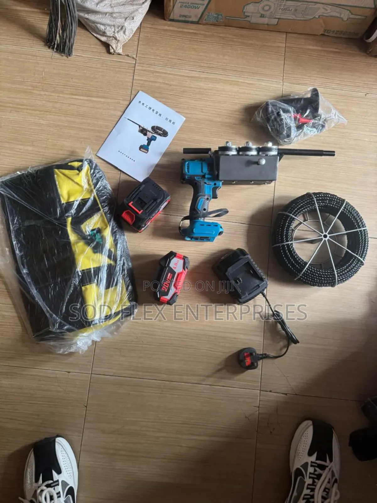 20v Fishing Tape Machine Or Lithium Threading Machine With Full Kit