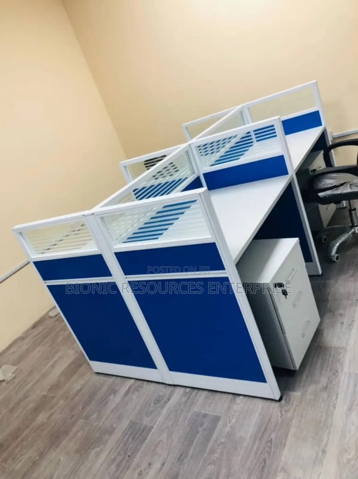 4 in 1 Work Station Available