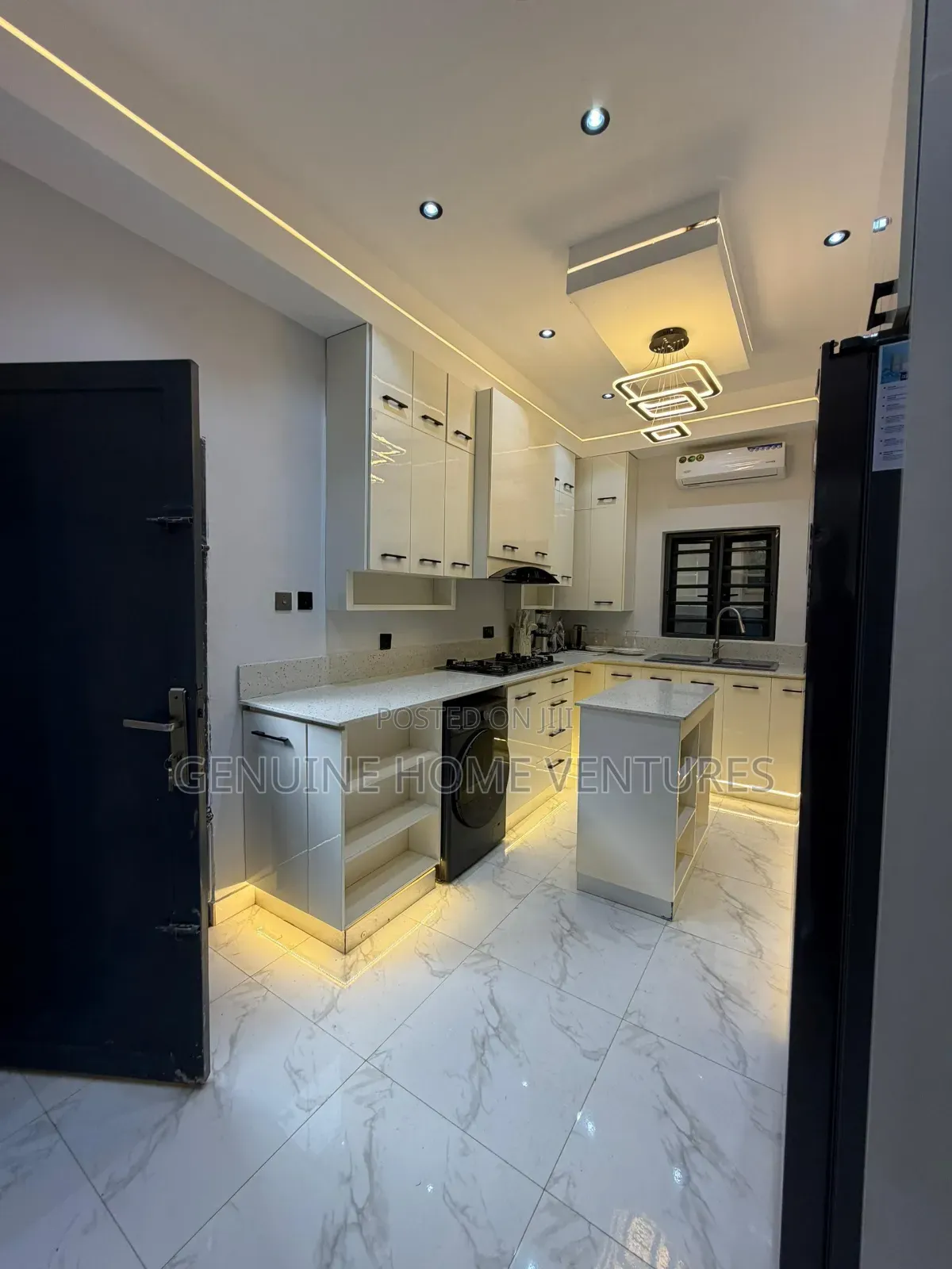 Furnished 4bdrm Duplex in Gbagada for sale