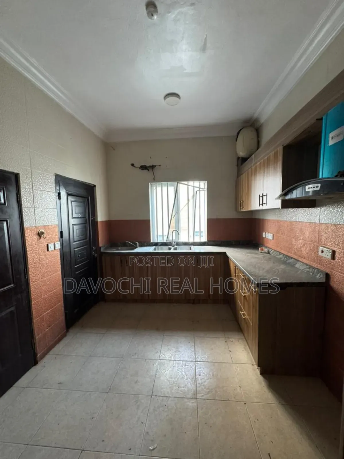 4bdrm Duplex in Chevron, Lekki for rent
