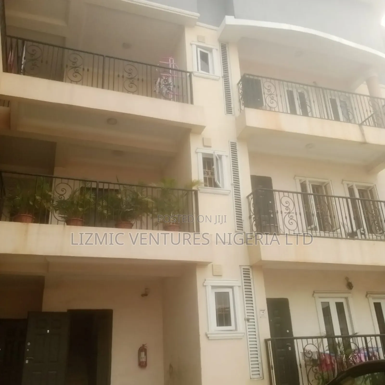 Furnished 3bdrm Apartment in Maryland, Igando / Ikotun/Igando for rent