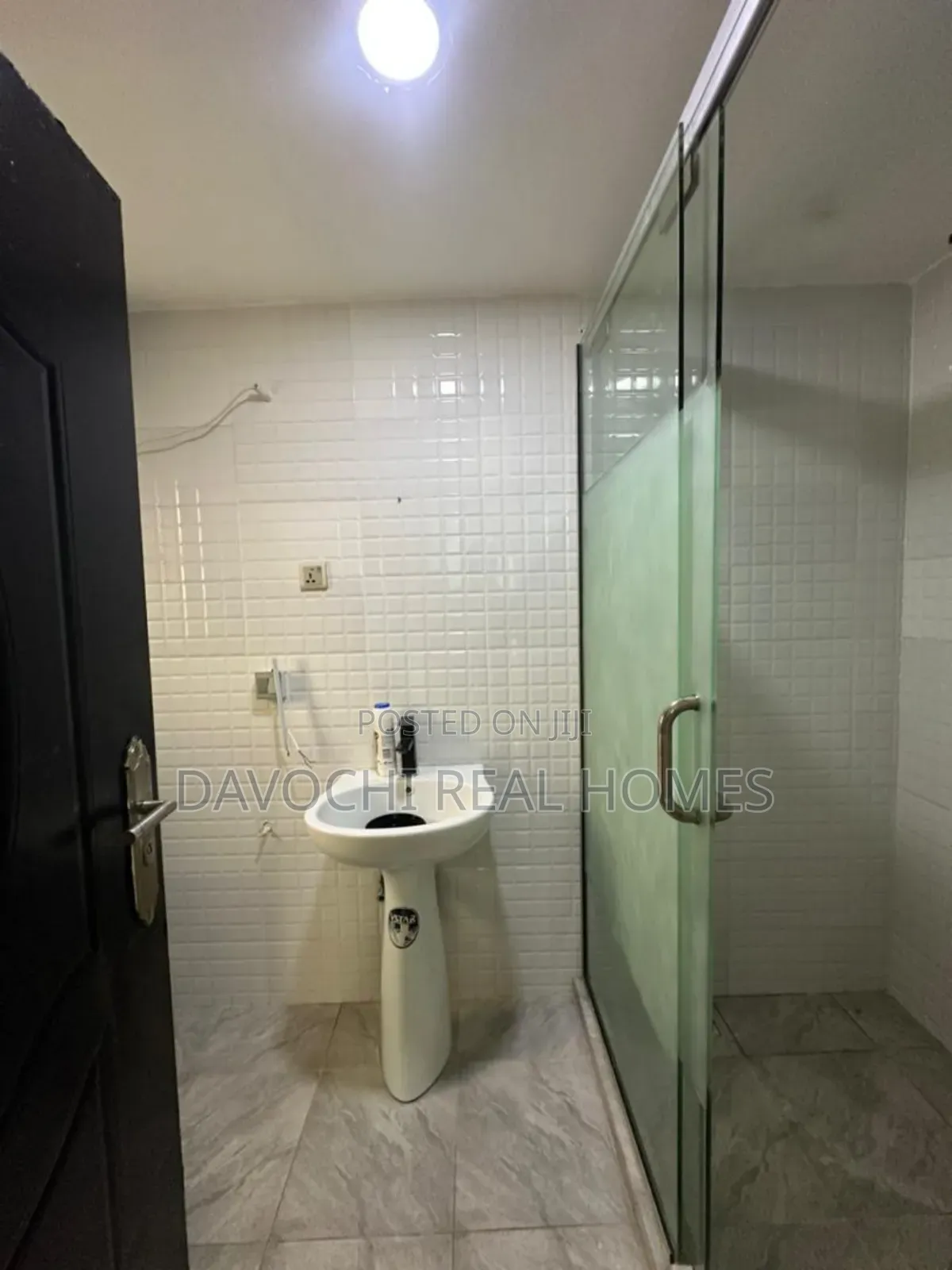 3bdrm Apartment in Ikate, Lekki for rent