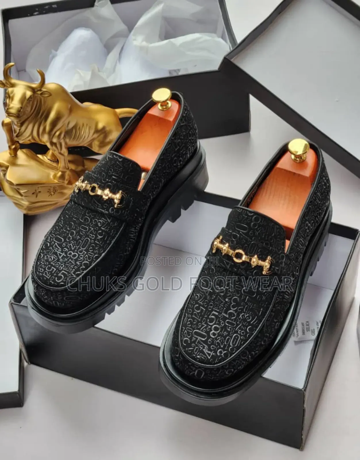 Versace Elegance, Now Within Reach
