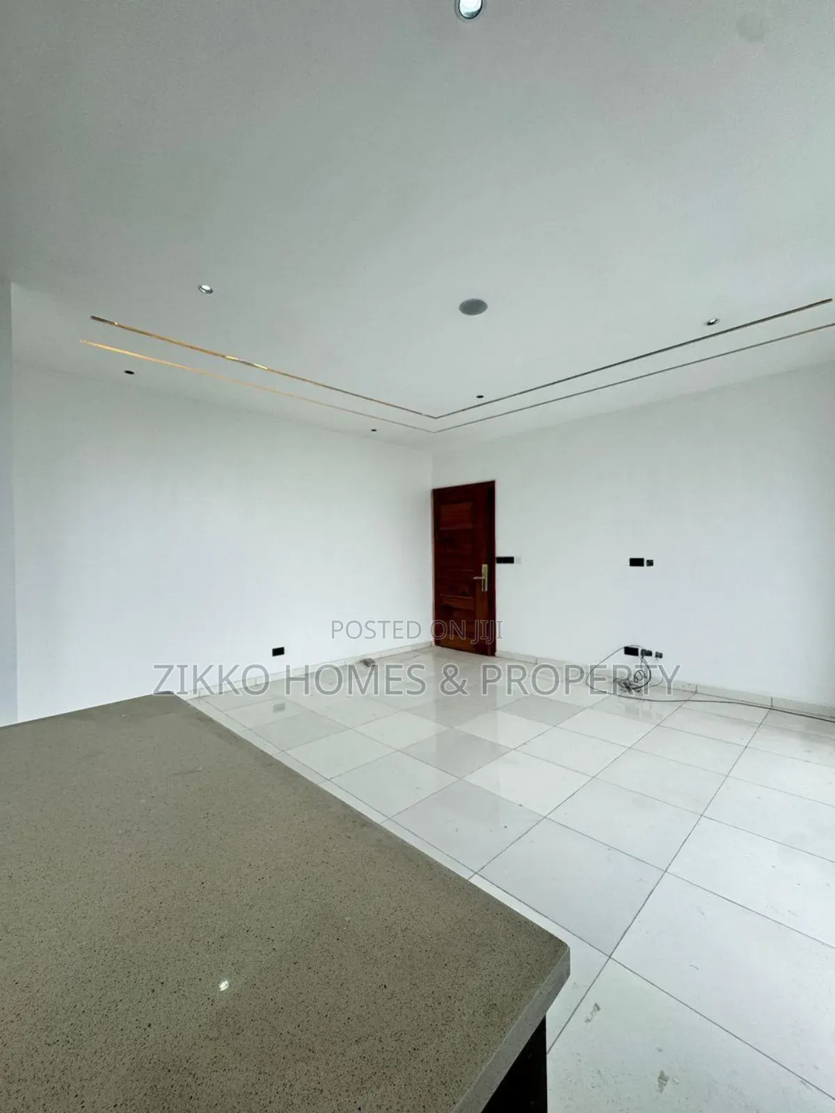 2bdrm Apartment in Lekki for sale