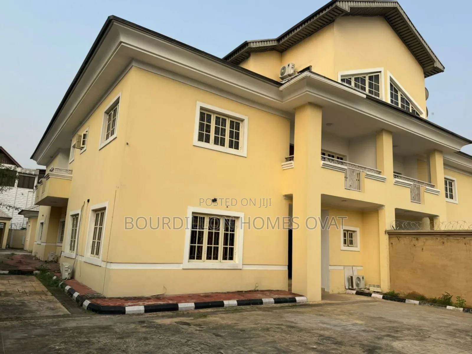 7bdrm Penthouse in Ikoyi Lekki Lagos for rent