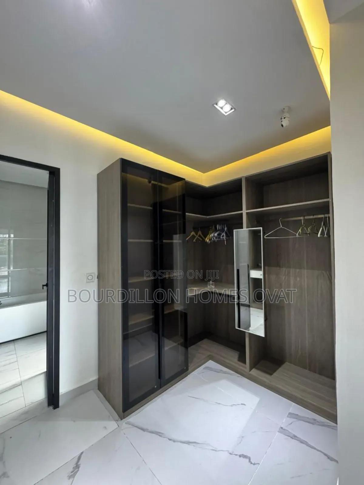 5bdrm Duplex in Old Ikoyi Lekki for sale
