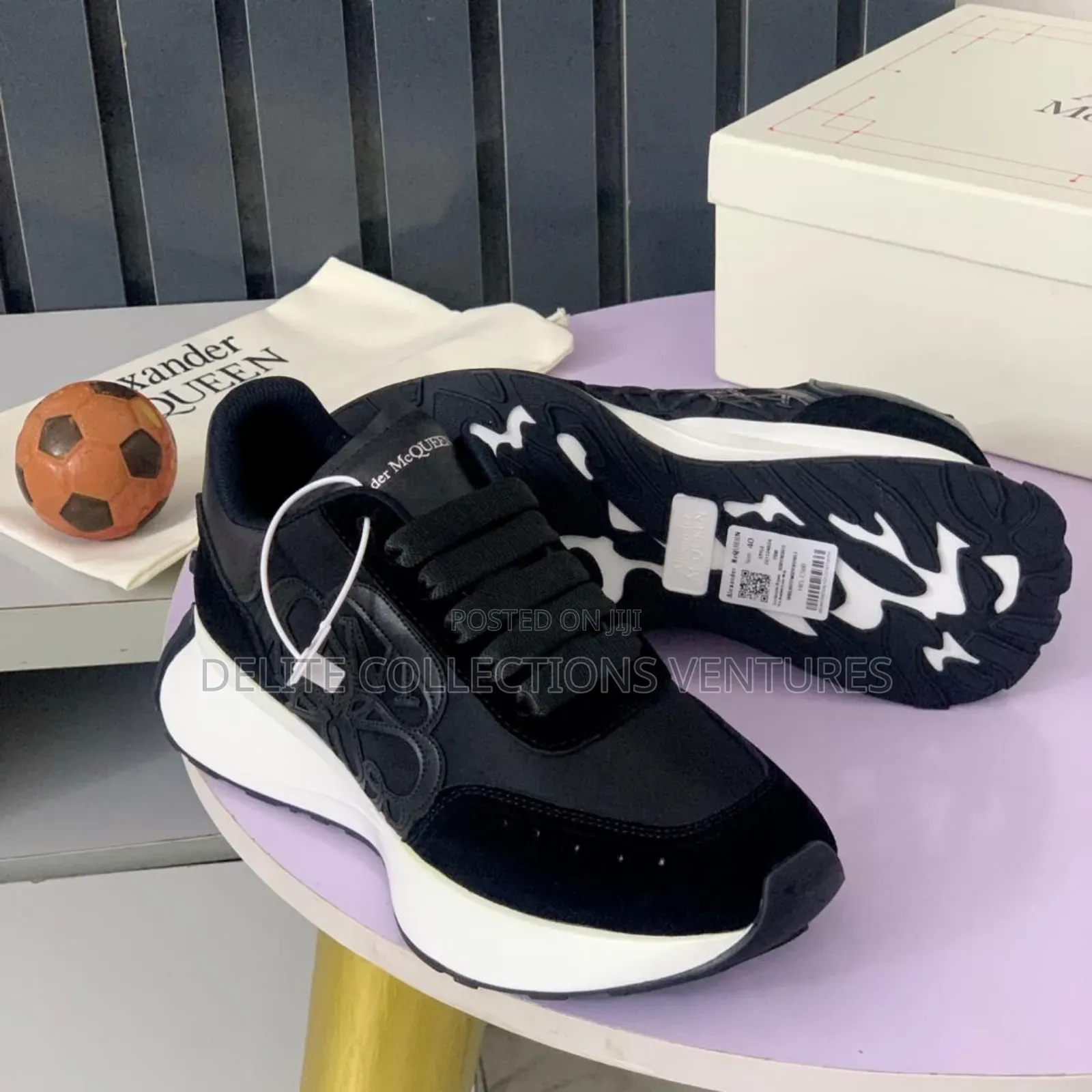 High Quality Alexande McQueen Sneakers