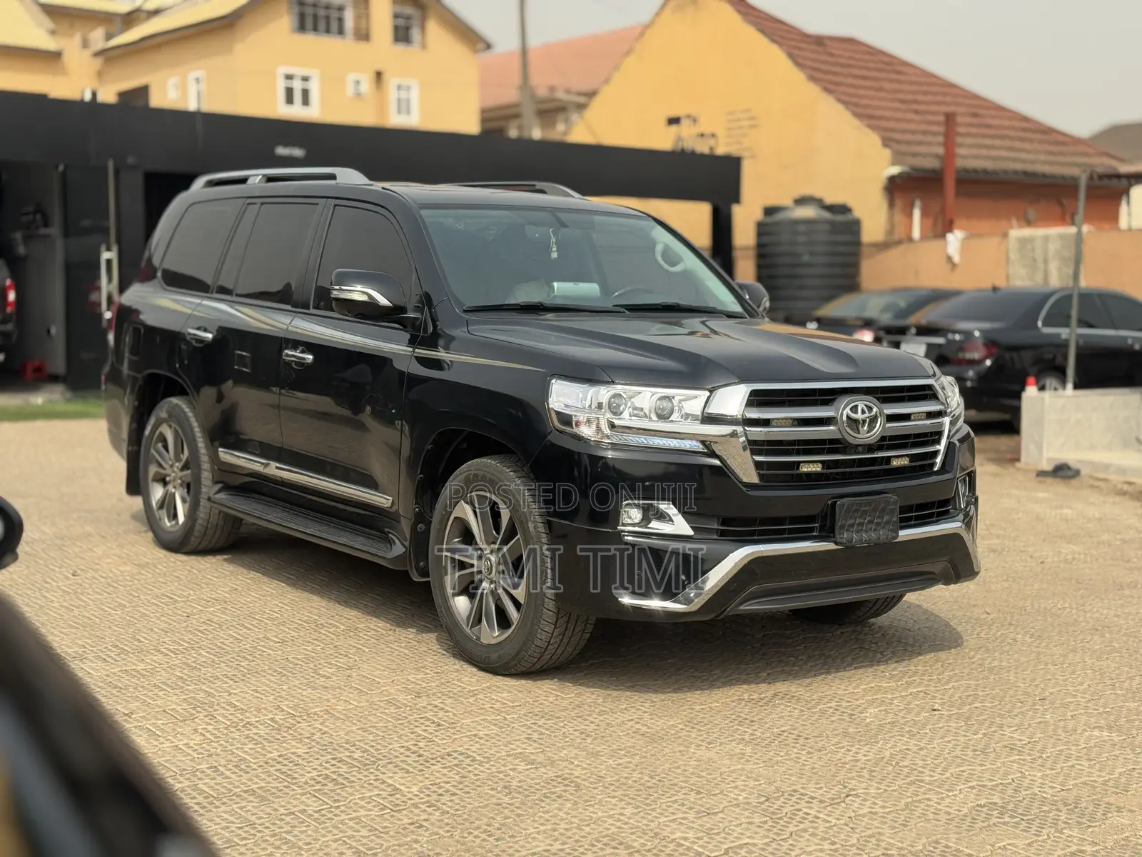 Toyota Land Cruiser 5.7 V8 VXR 2020 Black