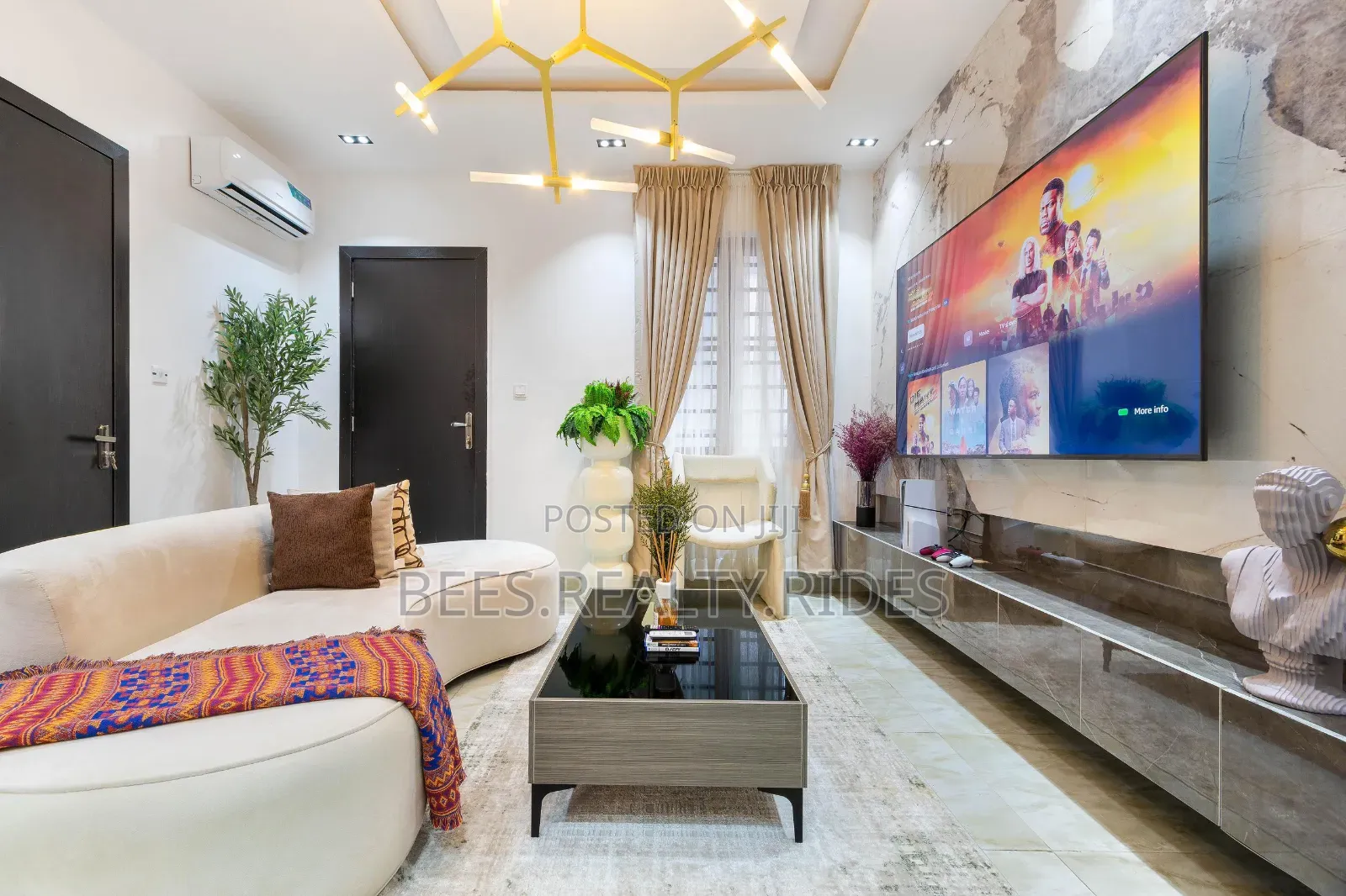 Luxury 2 Bedroom Apartment With a Ps5 and Gym
