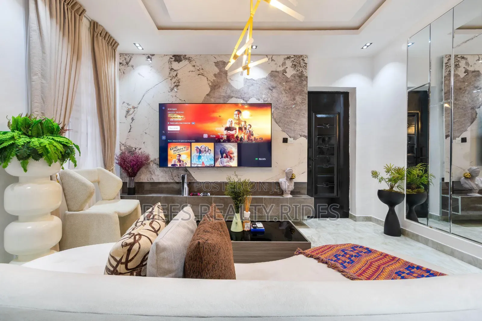 Luxury 2 Bedroom Apartment With a Ps5 and Gym