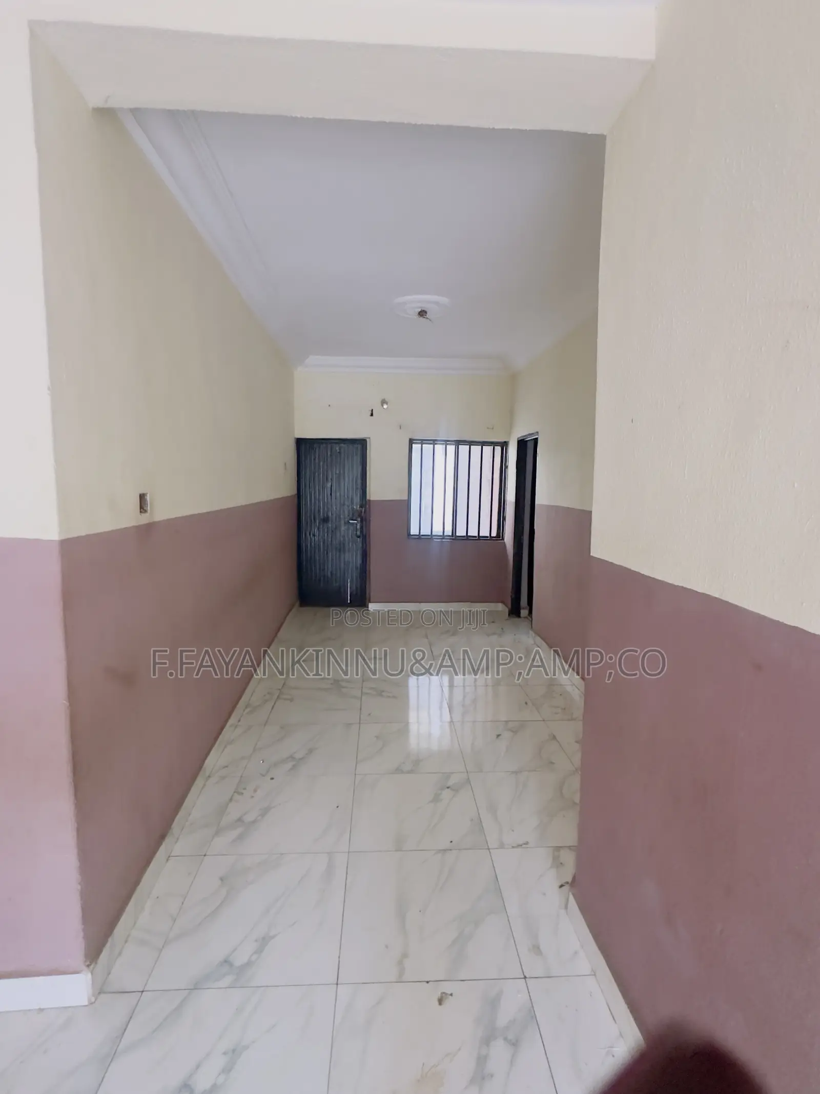 3bdrm Block of Flats in Zone 6 / Wuse for sale