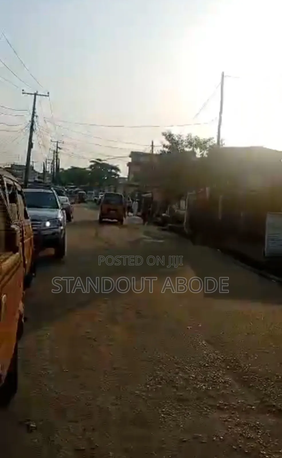 Demolishable Bungalow on a Plot Urgently for Sale in Mushin